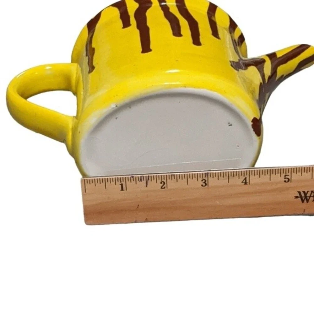 Tea coffee chocolate pot pitcher ceramic yellow brown dripping